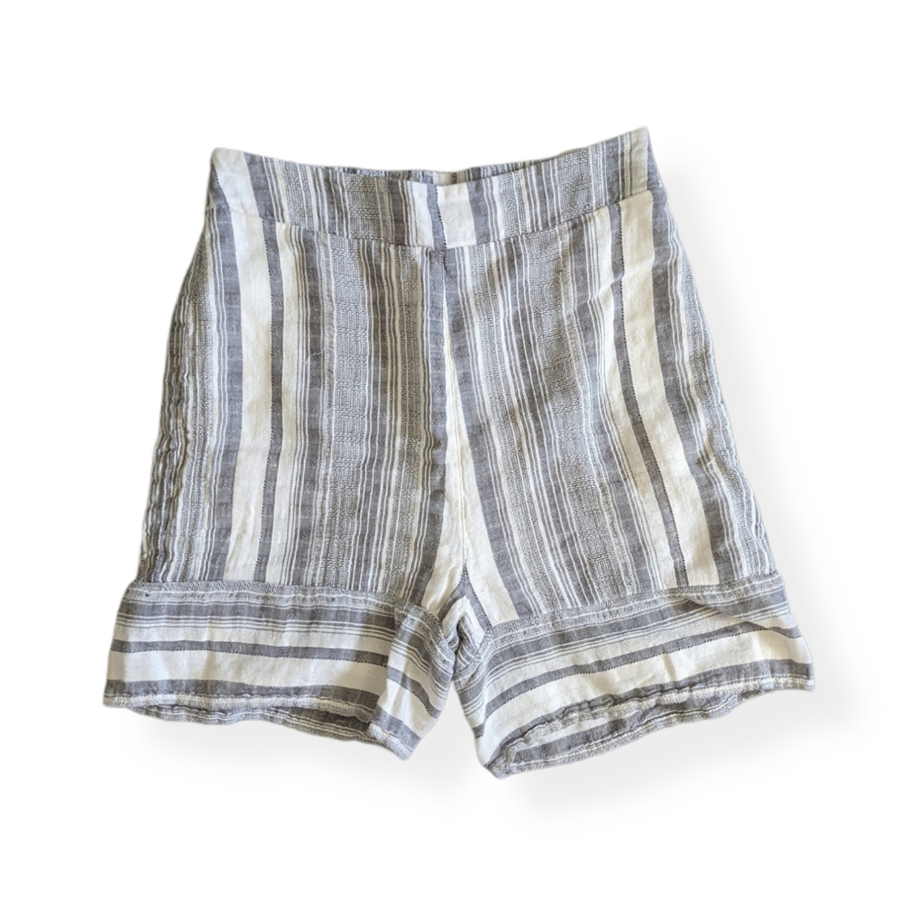 Cotton High Waisted High Rise Striped shorts